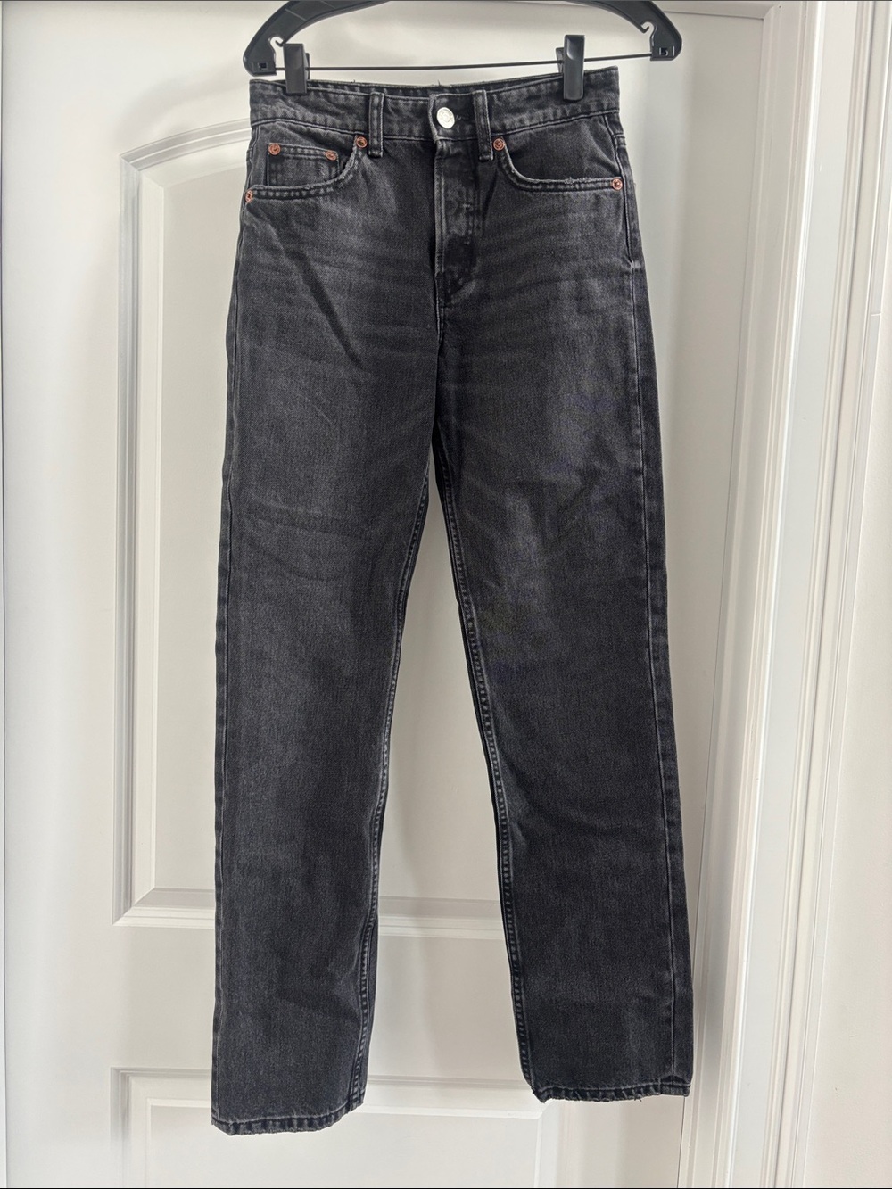 Zara Women's Straight Black Jeans